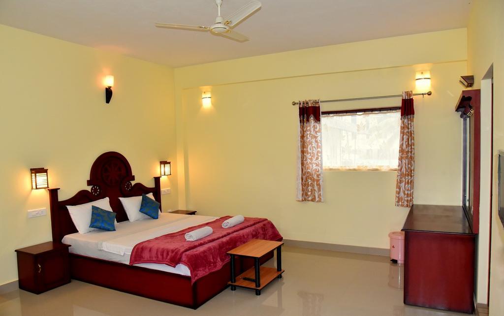 Jungle Palace Homestay Thekkady Quarto foto