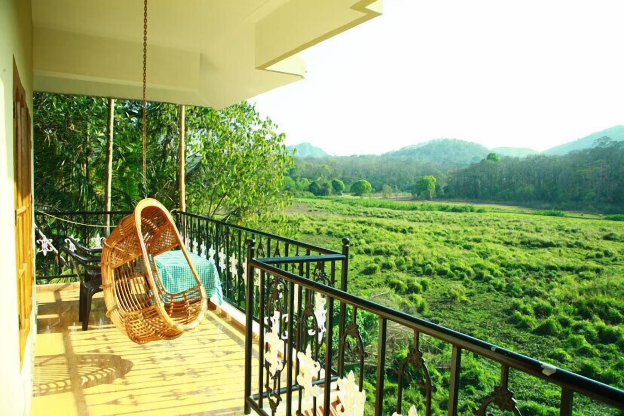 Jungle Palace Homestay Thekkady Exterior foto