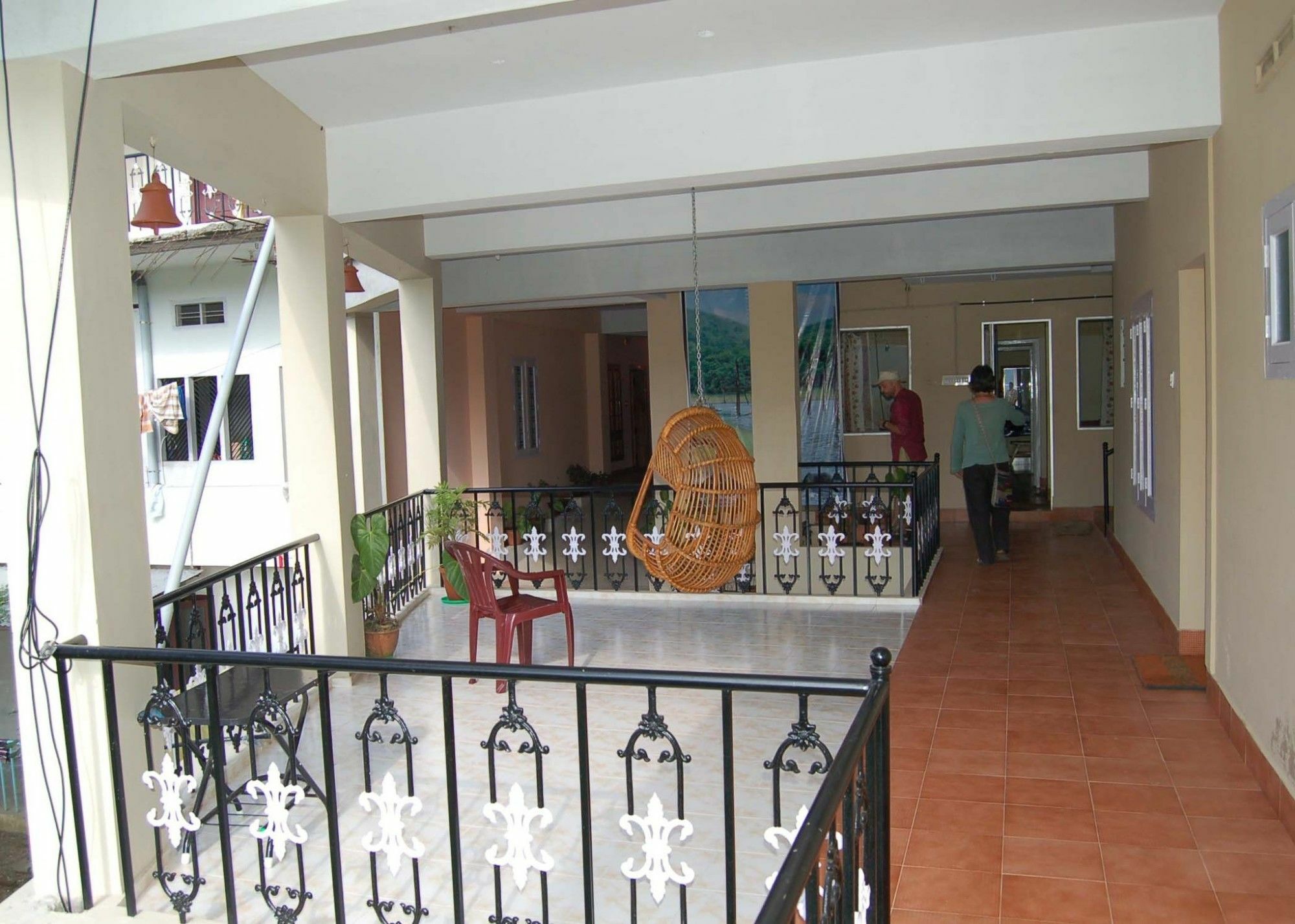 Jungle Palace Homestay Thekkady Exterior foto